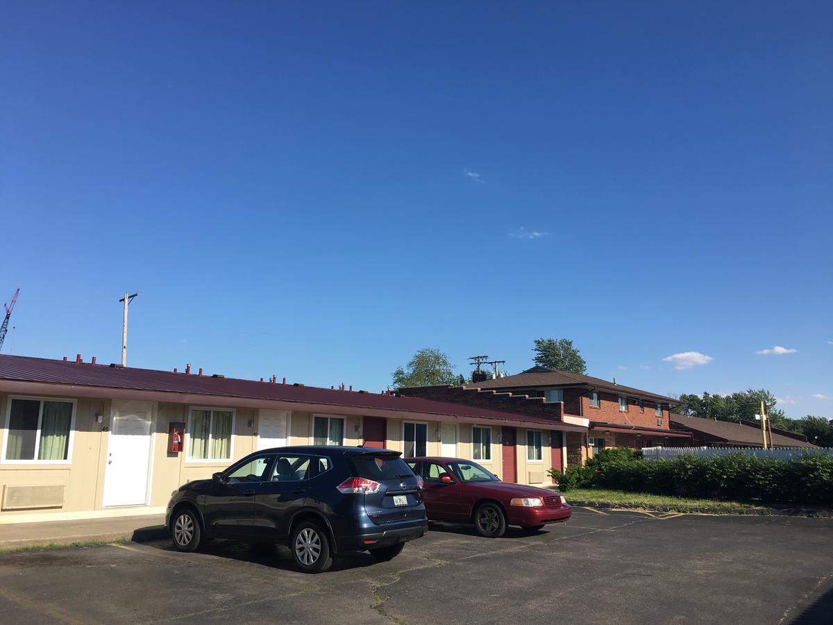 Crown Inn Toledo Bagian luar foto